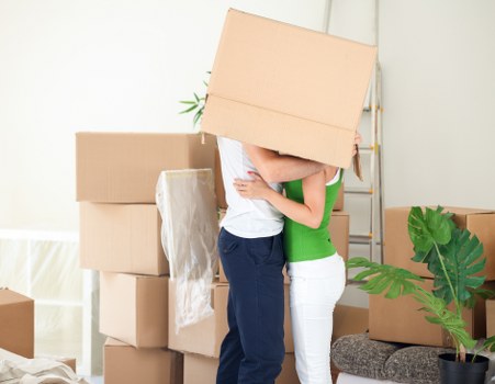Temporary storage space in Spitalfields for household and business belongings